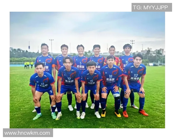 深圳足球队的崛起与挑战探索城市足球的力量与未来发展 深圳足球队的崛起与挑战探索城市足球的力量与未来发展