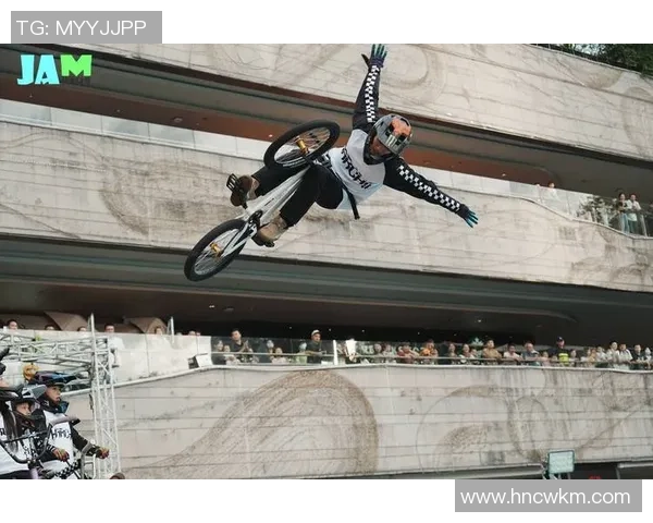 重庆滑板队的拼搏之路极限运动嘉年华精彩回顾与感悟 重庆滑板队的拼搏之路极限运动嘉年华精彩回顾与感悟